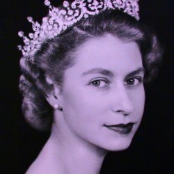 Queen Elizabeth II 1952 - AppropriationArt HaVD - Konzeptkunst